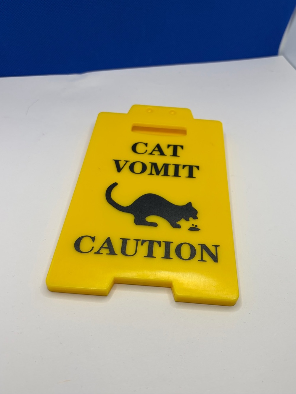 Cat Vomit Caution Sign - Yellow - Picture 3 of 4